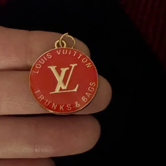 Louis Vuitton Red/Gold Logo Zipper Pull Charm - Picture 5 of 7